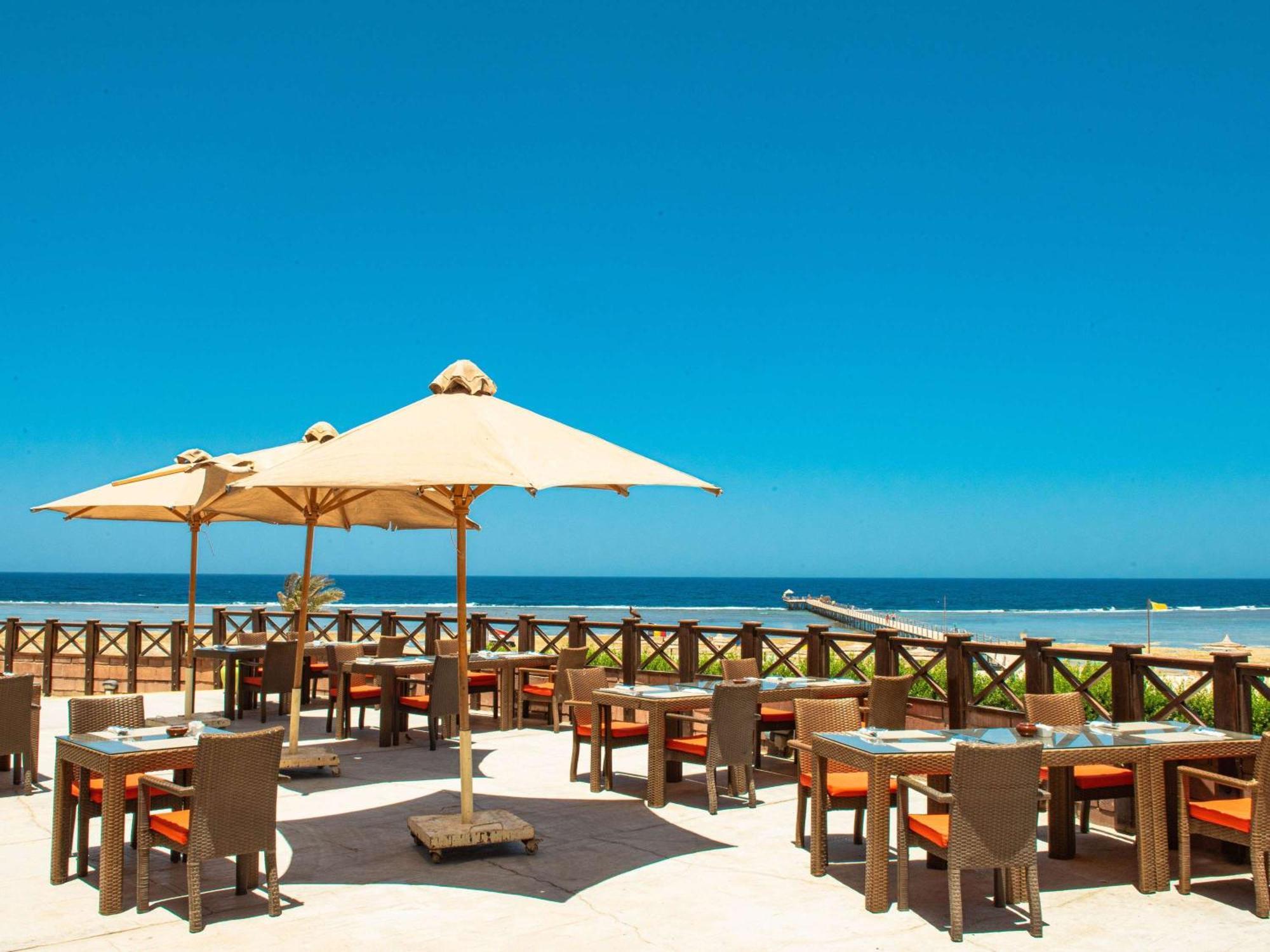 Novotel Marsa Alam Beach Resort El Qoseir Exterior foto