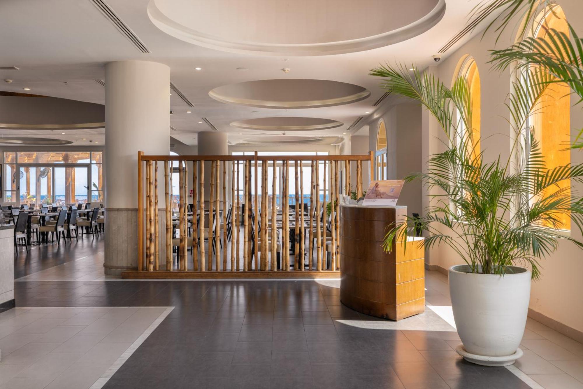 Novotel Marsa Alam Beach Resort El Qoseir Exterior foto