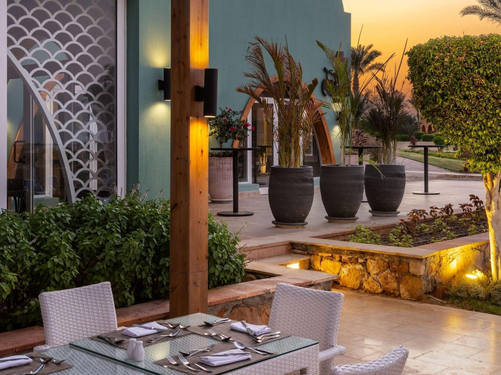 Novotel Marsa Alam Beach Resort El Qoseir Exterior foto